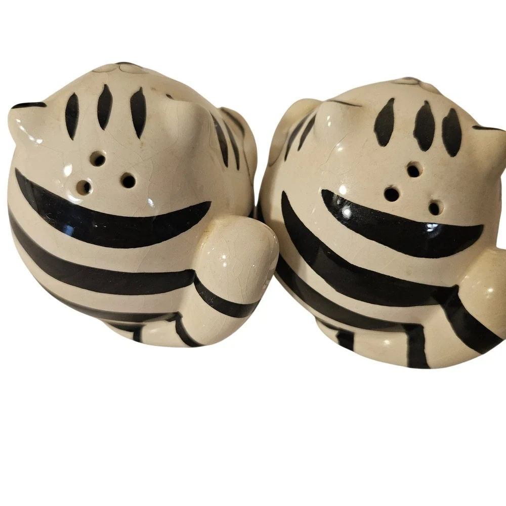 Pier 1 Ceramic Cat Salt Shakers Set Black White Striped Whimsical (2 salt)